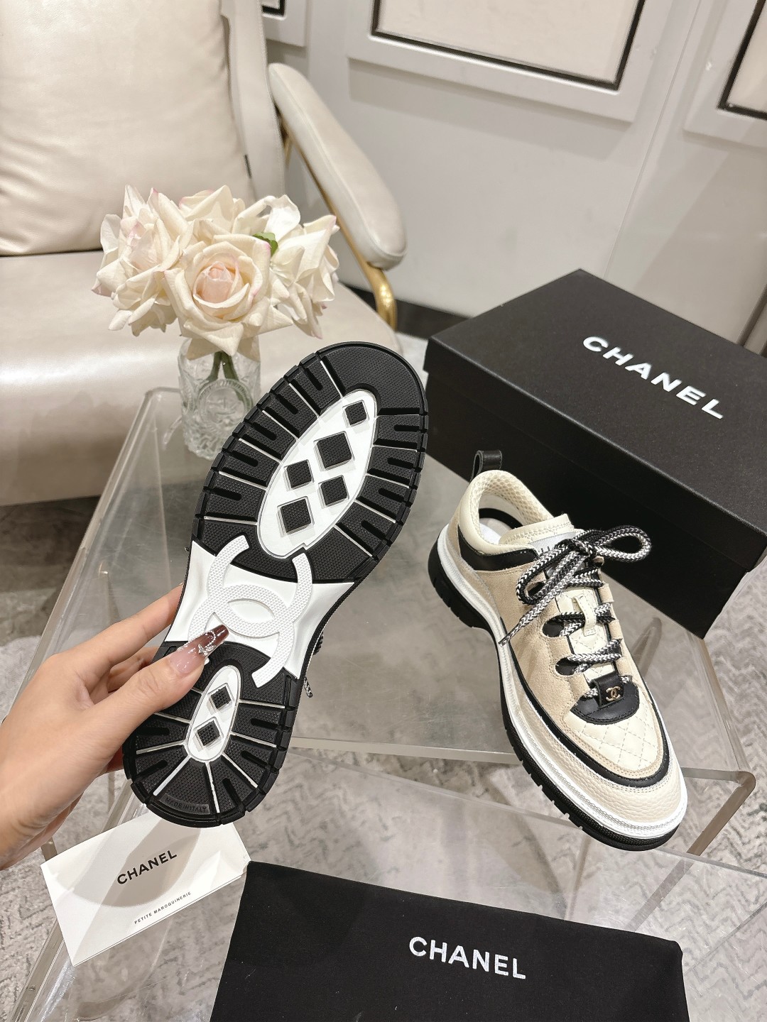 Women's high heels